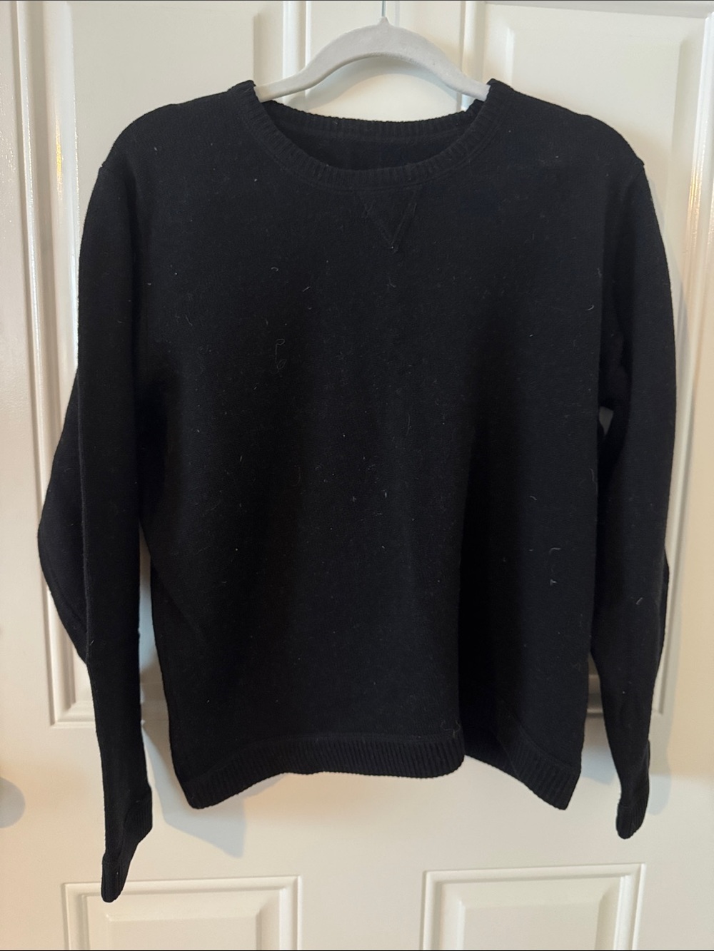 Vintage Wool Unisex Black Crewneck Sweater